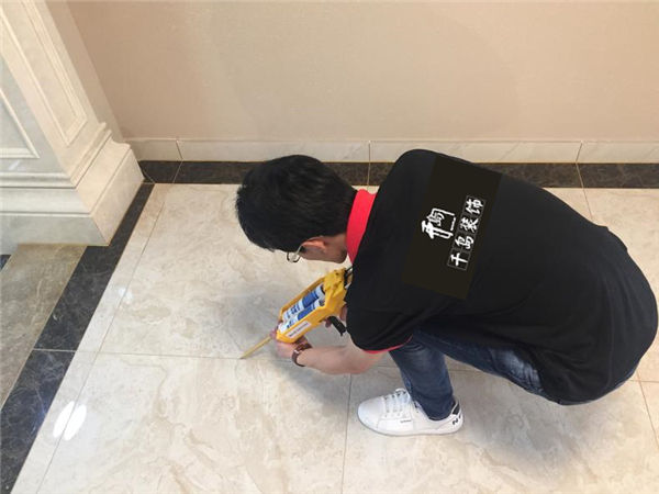 美縫好不好？瓷磚用勾縫劑還是美縫劑