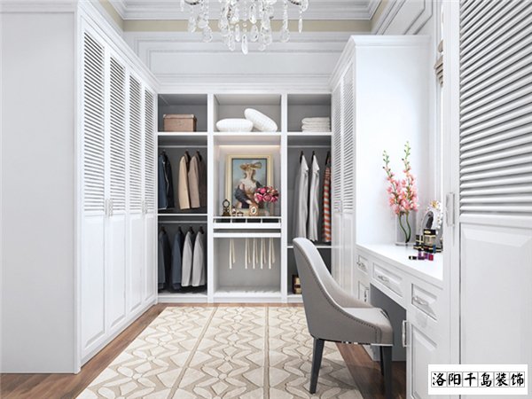 多功能衣柜，置衣儲物一步到位